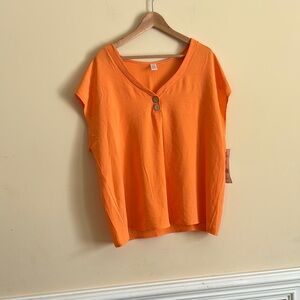 NWT Just Be Orange V-Neck Button Detail Top Size 2X